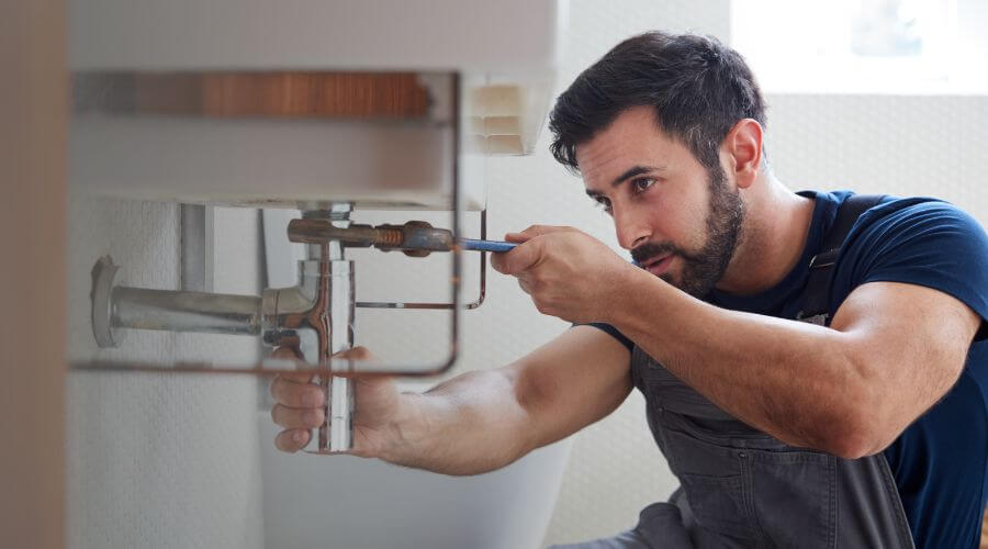 Professional sink repair services in Lysite, WY